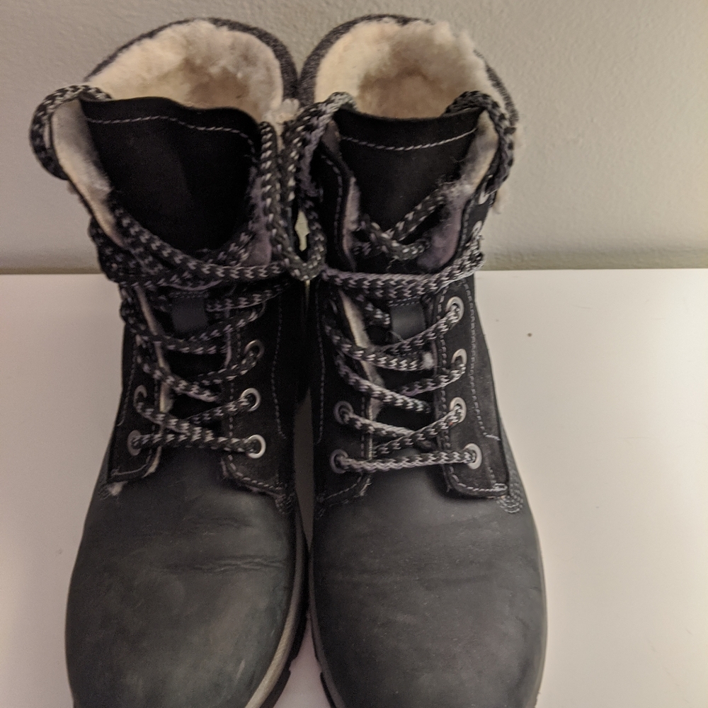 Ladies Boss & Co winter boots size 39